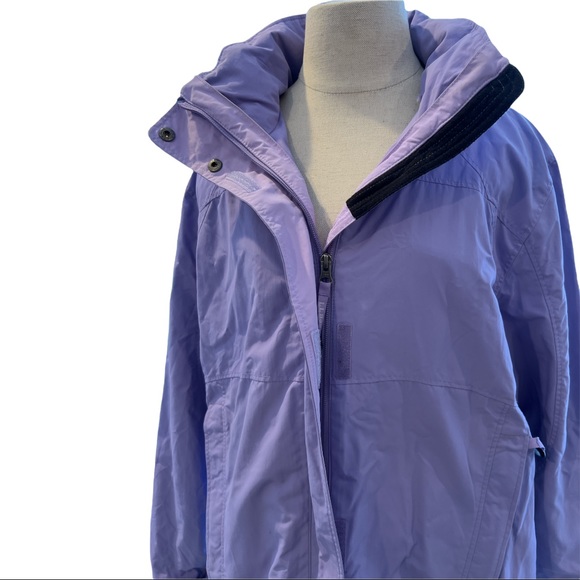 Vintage L.L. Bean Winter Jacket w/ a Hood & Pockets; in Excellent Condition! - Picture 1 of 11